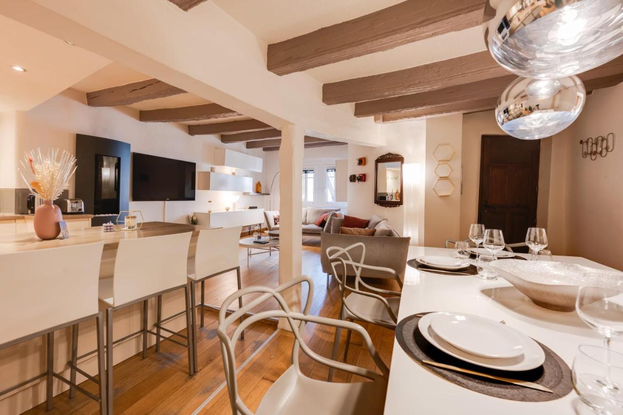 La Tour Du Lac - Beautiful Apartment In The Heart Of Annecy Exteriör bild