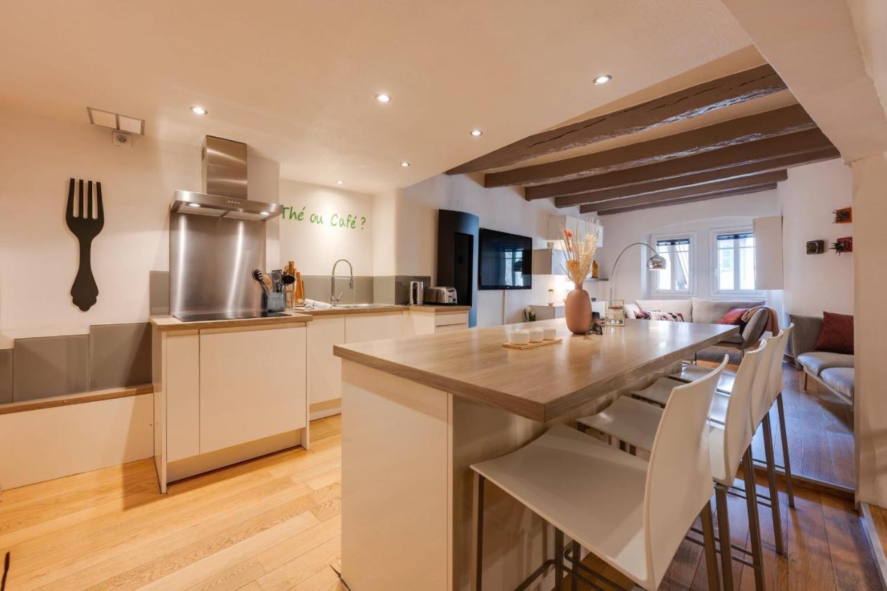 La Tour Du Lac - Beautiful Apartment In The Heart Of Annecy Exteriör bild